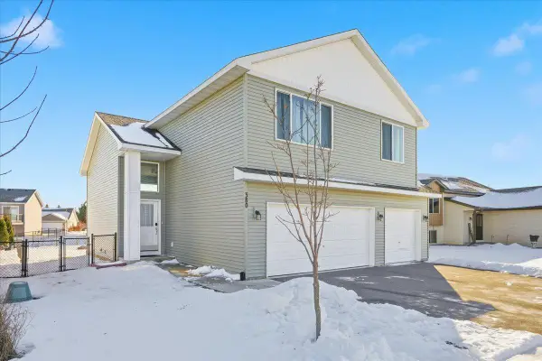 380 Staples Road, Osceola, WI 54020