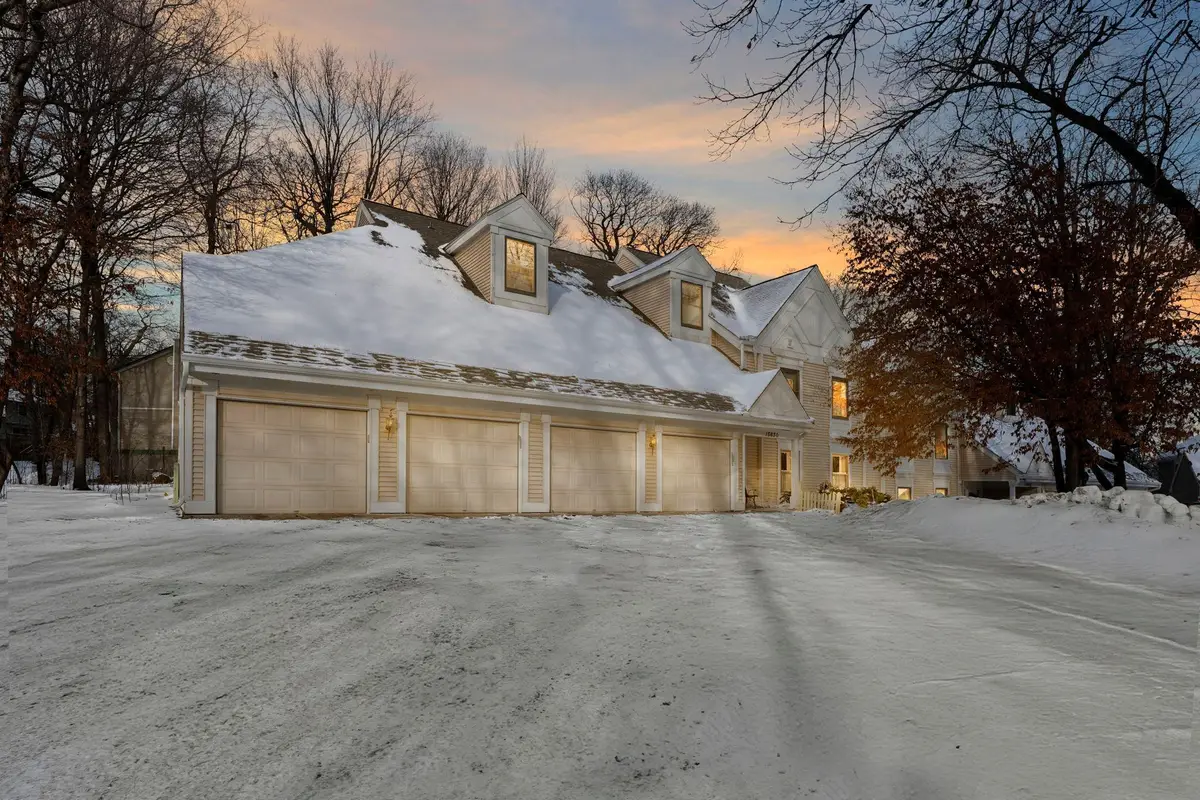 15630 26th Avenue N #B, Plymouth, MN 55447 - Image #1