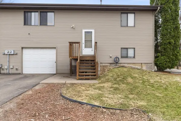 9967 Cord Street Ne, Circle Pines, MN 55014