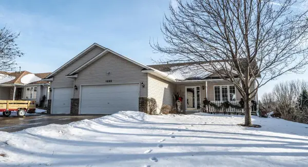 1285 Cuylle Bay, Faribault, MN 55021