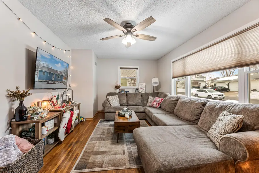 115 3rd Street Se, Plainview, MN 55964 - #2