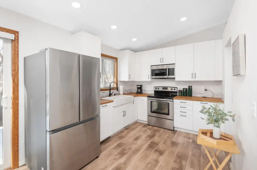 9180 Eden Prairie Road, Eden Prairie, MN 55347 - Image #2