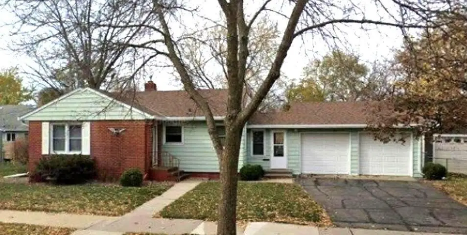 27 22nd Avenue S, Saint Cloud, MN 56303 - Image #1