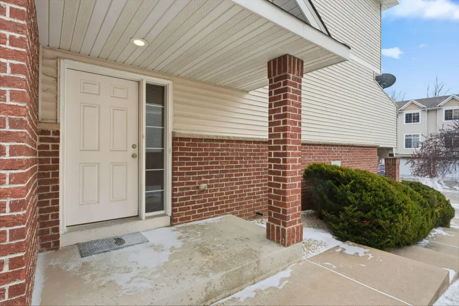 7598 Crimson Lane, Savage, MN 55378 - Image #2