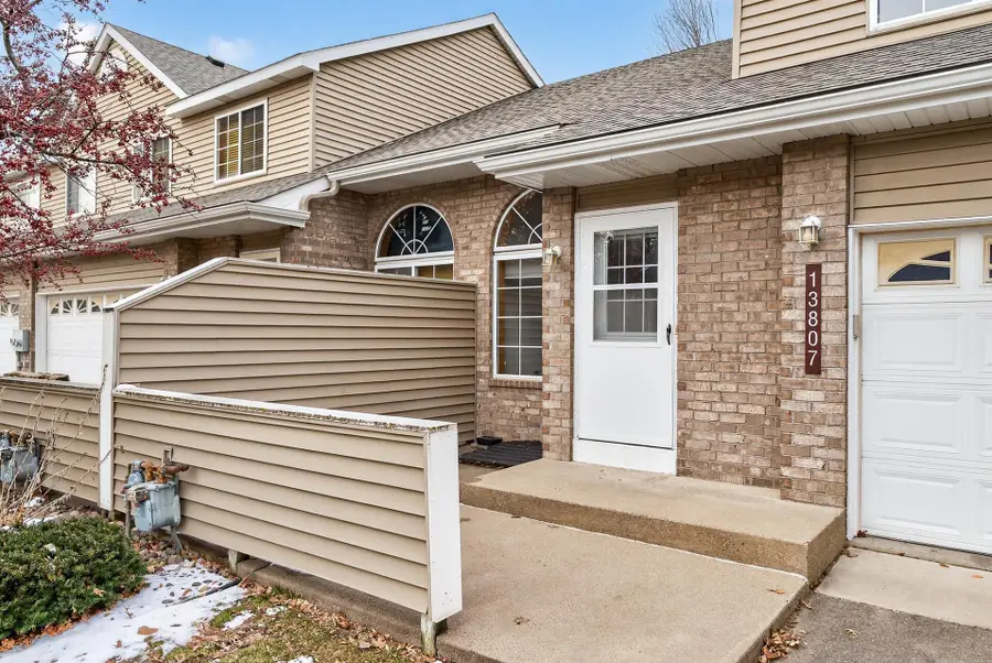 13807 Granada Way #9, Apple Valley, MN 55124 - #3