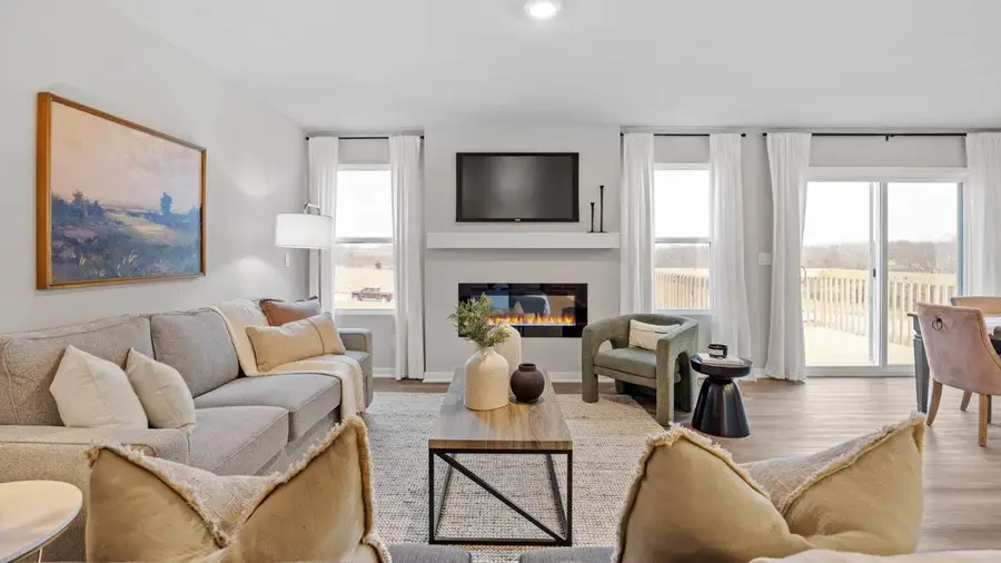 2379 Highview Terrace, Shakopee, MN 55379 - #2