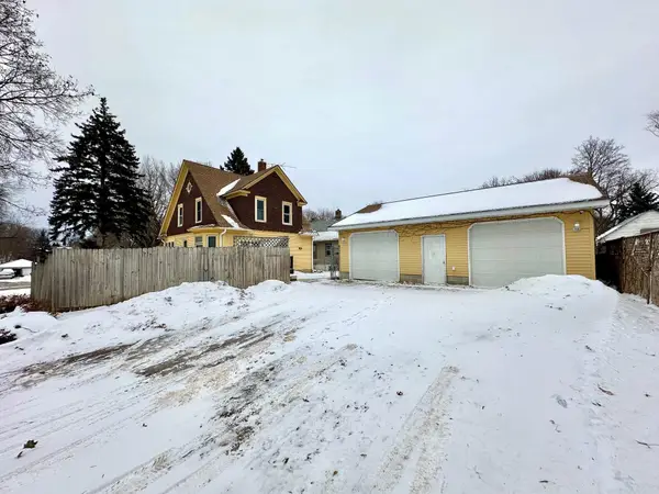 402 E 4th Street, Albert Lea, MN 56007