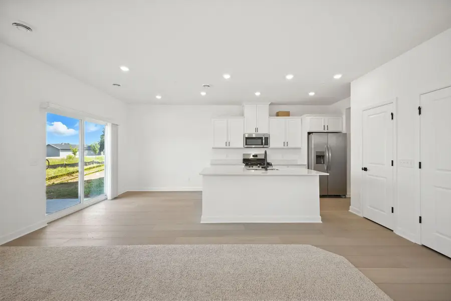 180 Huntington Drive, Waconia, MN 55387 - Image #2