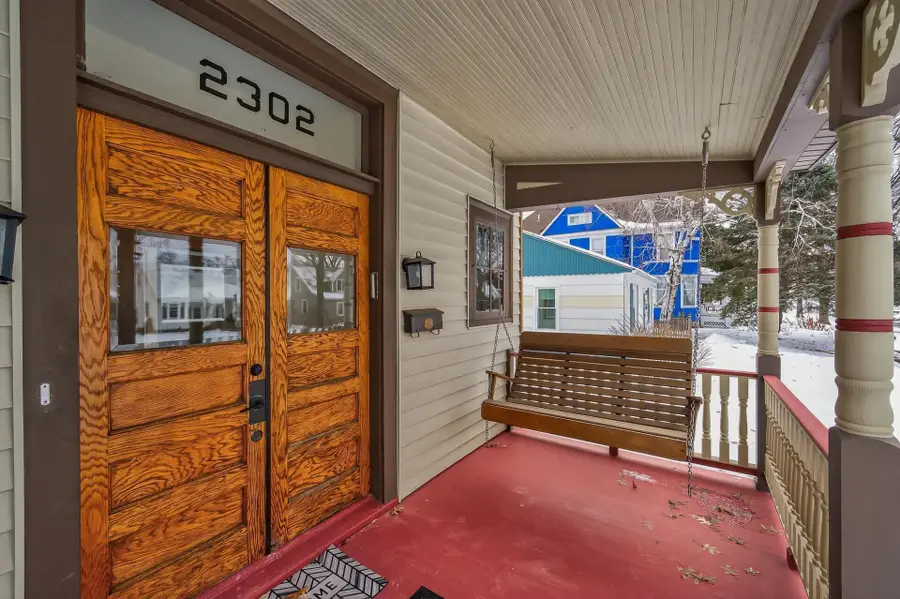 2302 Brewster Street, Saint Paul, MN 55108 - #2