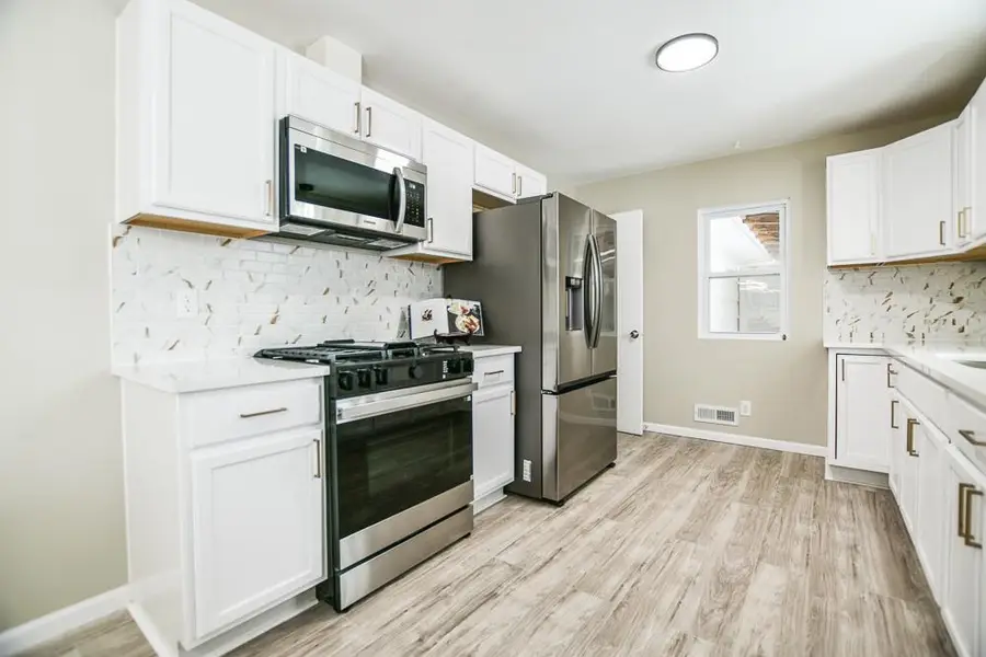 3709 W 102nd Street, Minneapolis, MN 55431 - Image #2