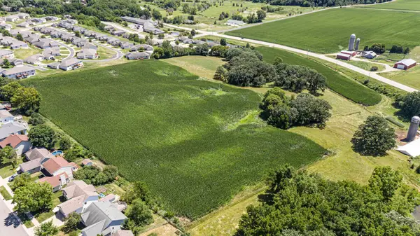 XXXXXX Country Club Road W, Rochester, MN 55902