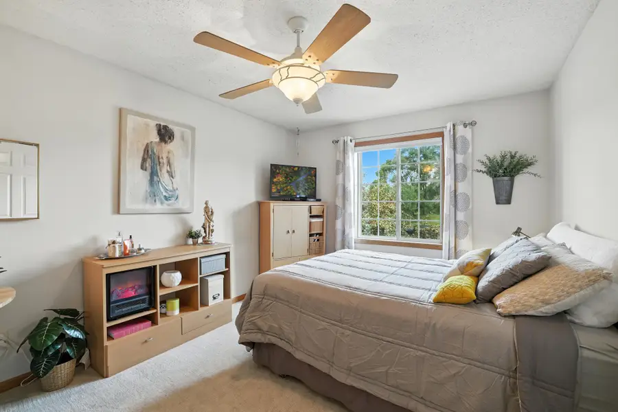 2224 Quarry Lane, Shakopee, MN 55379 - #3