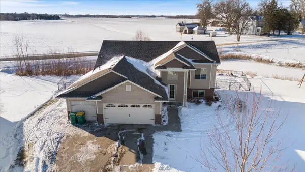 1663 Hidden Trail, Mayer, MN 55360