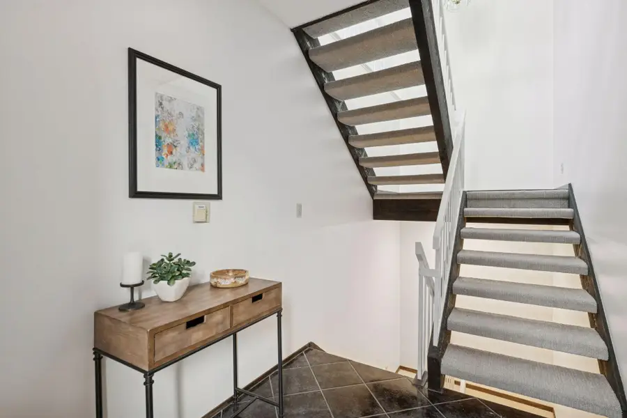 6066 Blake Ridge Road, Minneapolis, MN 55436 - Image #3