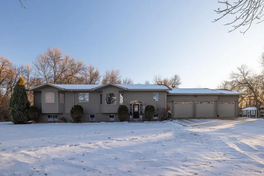 102 County Rd 1, Fessenden, ND 58438 - Image #3