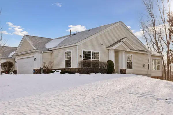 5780 Prairie Ridge Drive, Shoreview, MN 55126