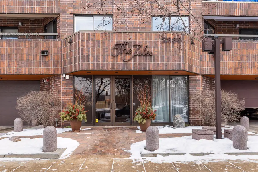 2885 Knox Avenue S #404, Minneapolis, MN 55408 - Image #2