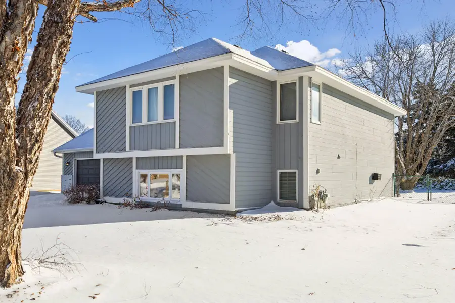 8724 Loch Lomond Boulevard, Minneapolis, MN 55443 - Image #3