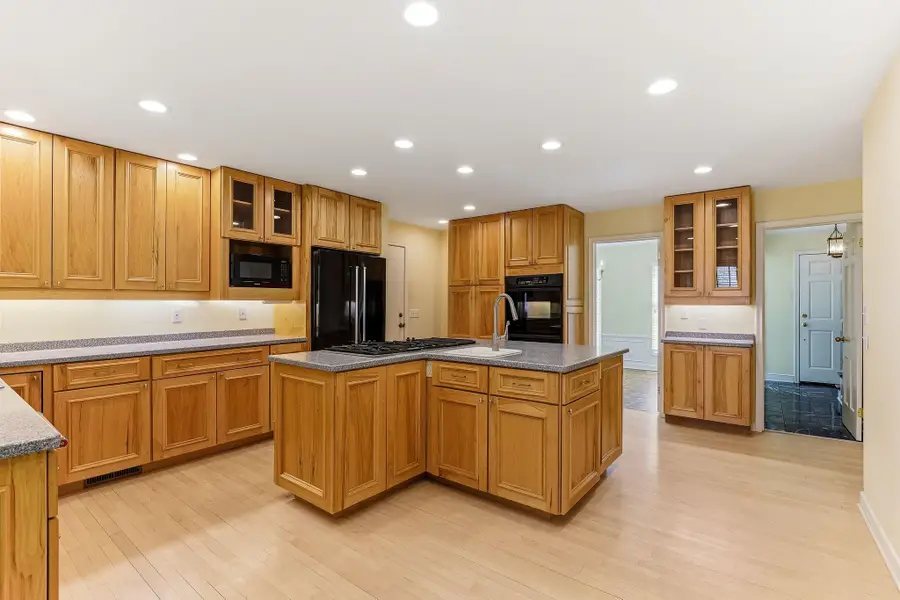 1611 Sumter Avenue N, Minneapolis, MN 55427 - #3