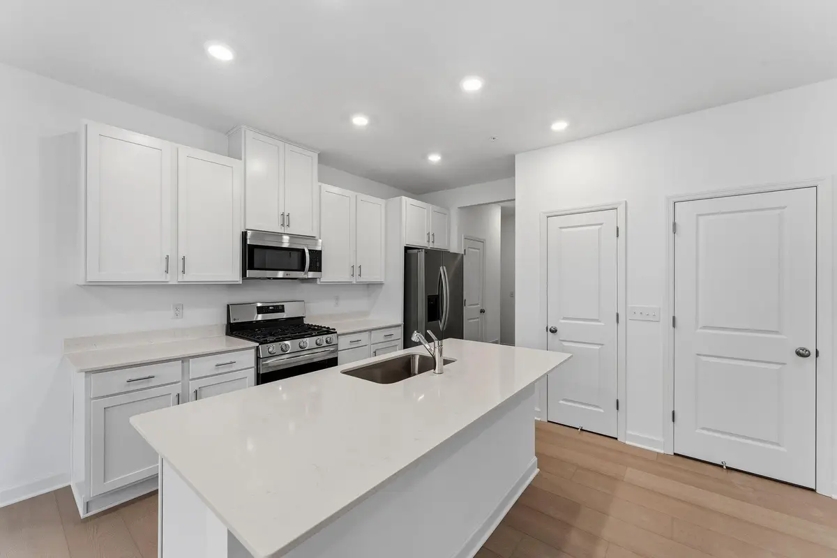 10521 Harbor Lane N, Maple Grove, MN 55369 - Image #1