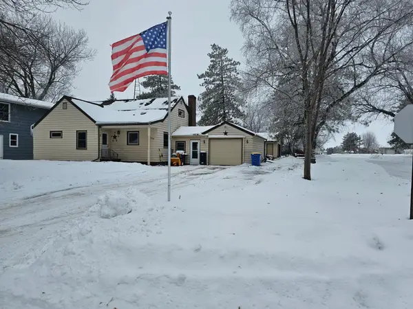 204 S Dayton Avenue, Parkers Prairie, MN 56361