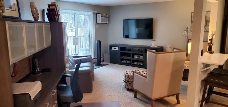 1700 Four Oaks Rd #238, Eagan, MN 55121 - Image #3