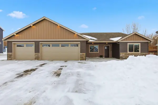 1308 Iris Lane Ne, Saint Joseph, MN 56374