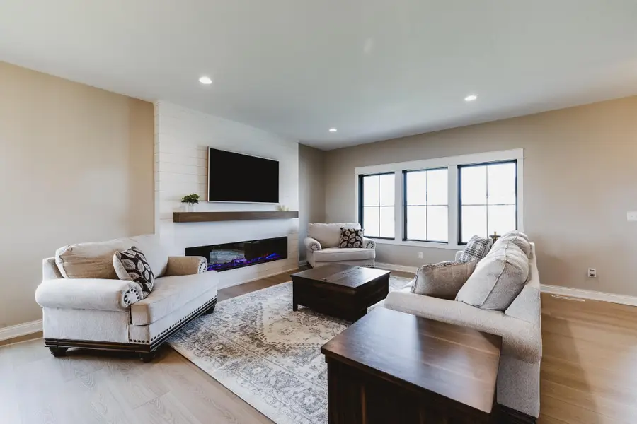 2876 Wildflower Lane Sw, Rochester, MN 55902 - Image #2