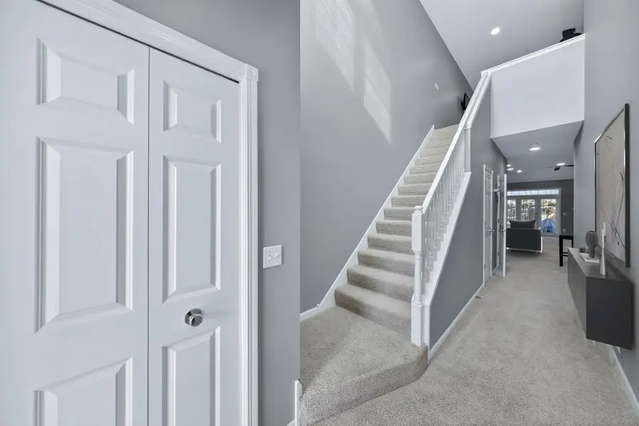 2796 Viola Heights Drive Ne, Rochester, MN 55906 - Image #3