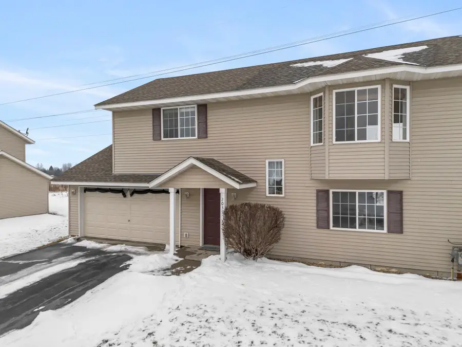 2039 Brittany Court, Shakopee, MN 55379 - Image #2