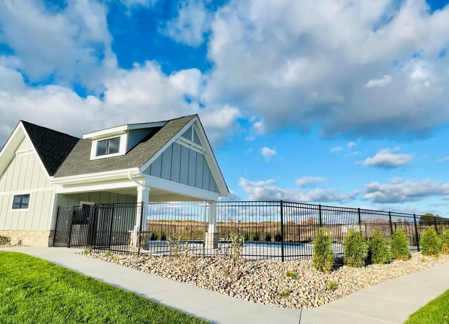 2726 Kensington Avenue Ne, Saint Michael, MN 55376 - #2