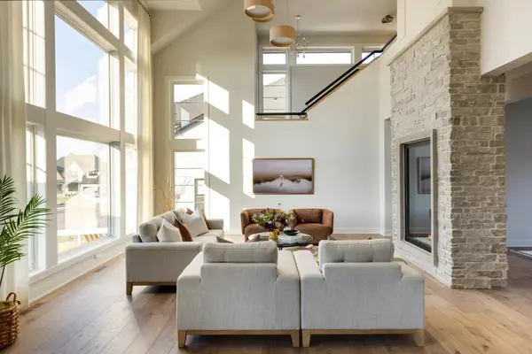 16497 47th Place N, Plymouth, MN 55446