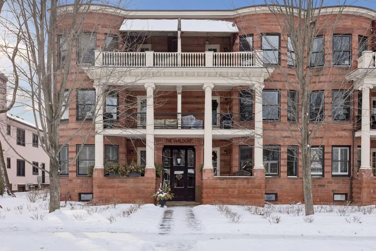 672 Summit Avenue #102, Saint Paul, MN 55105 - #1