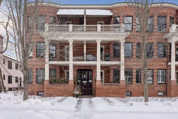 672 Summit Avenue #102, Saint Paul, MN 55105