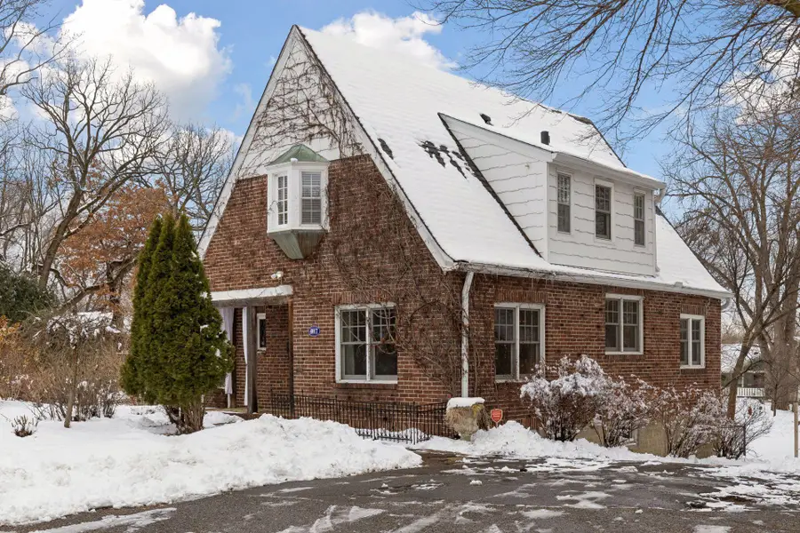 4017 Shoreline Drive, Minneapolis, MN 55422 - #2