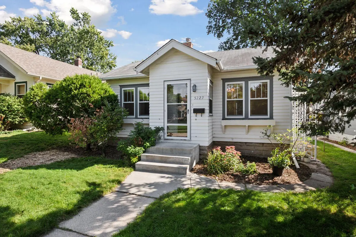 5229 29th Avenue S, Minneapolis, MN 55417 - Image #1