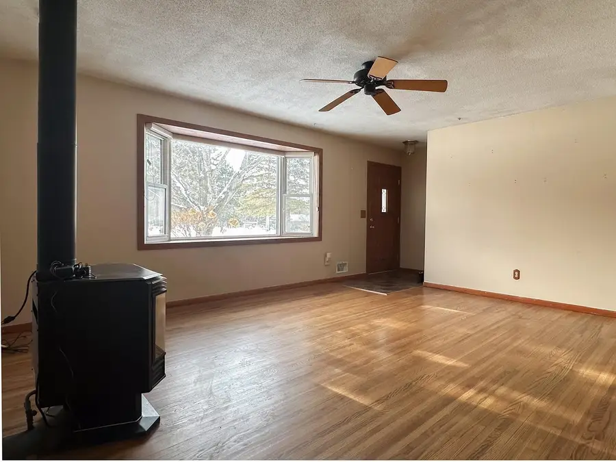 7031 159th Lane Nw, Anoka, MN 55303 - Image #3