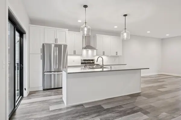 6371 16th Avenue S, Minneapolis, MN 55423