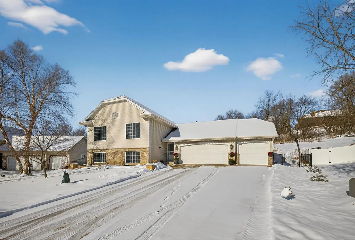 832 Balsam Court Ne, Pine Island, MN 55963 - Image #1