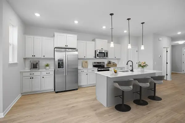 1109 Annacotte Lane, Rosemount, MN 55068