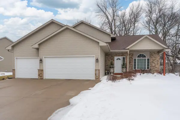 113 Sunburst Circle, Mankato, MN 56037