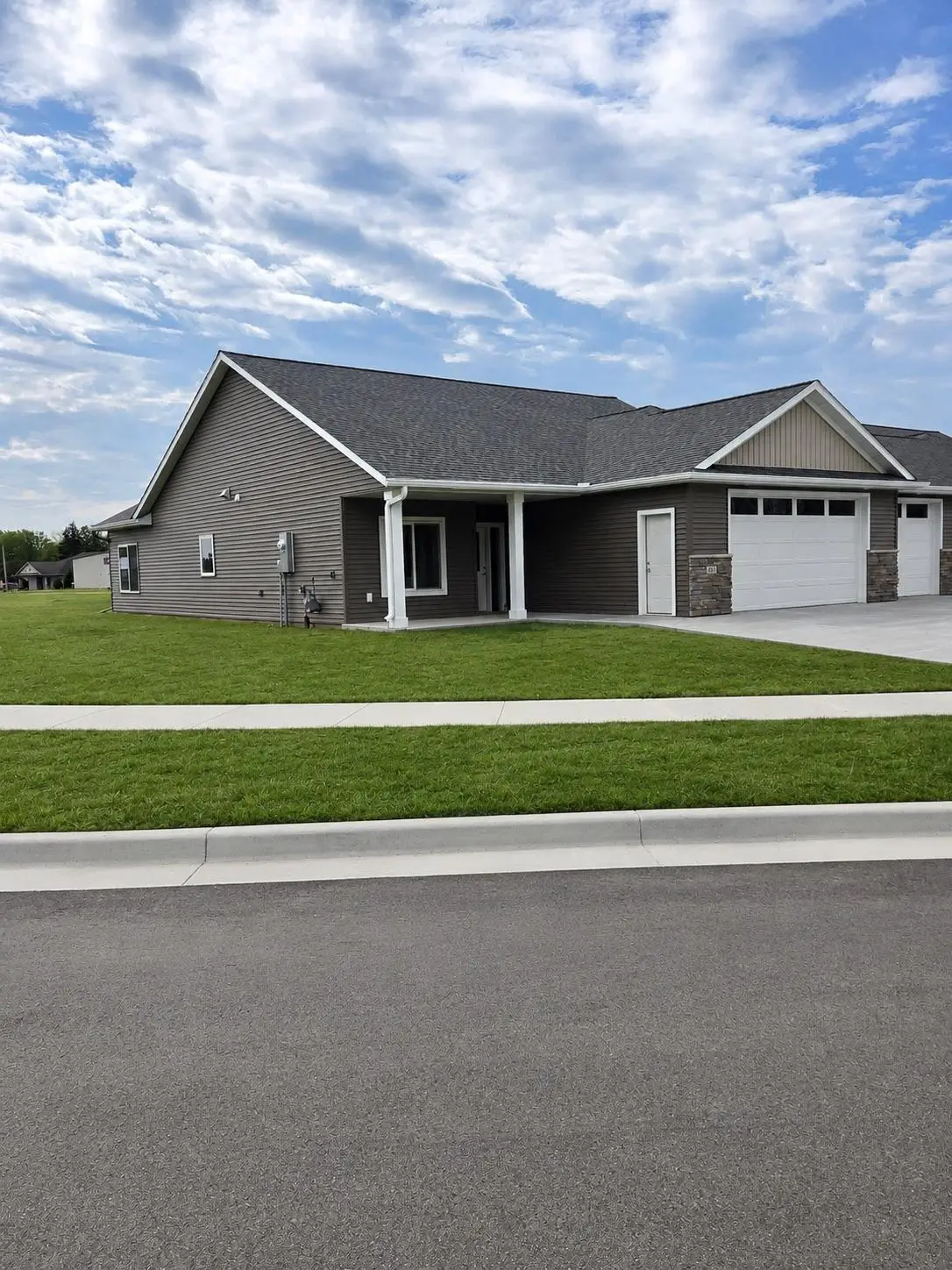 803 3rd Avenue Nw, Pine Island, MN 55963 - #1