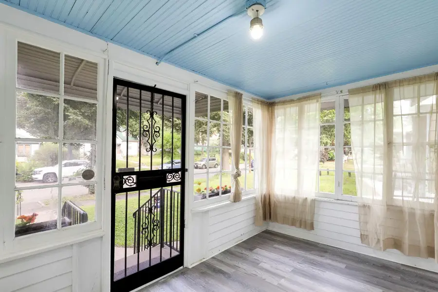 3428 Queen Avenue N, Minneapolis, MN 55412 - #2