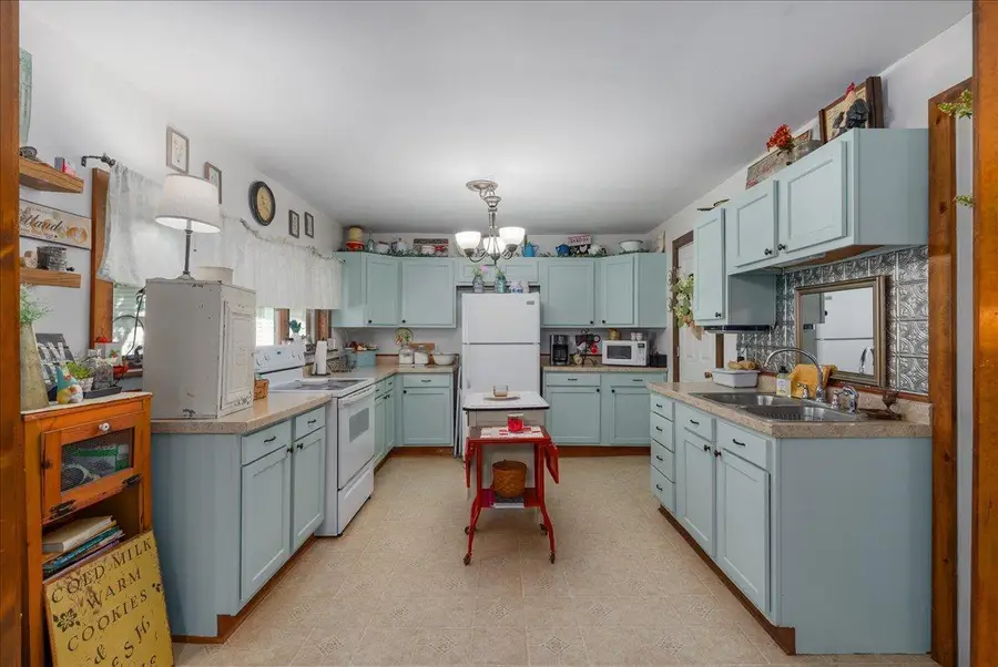 385 1st Avenue W, Clear Lake, WI 54005 - Image #2