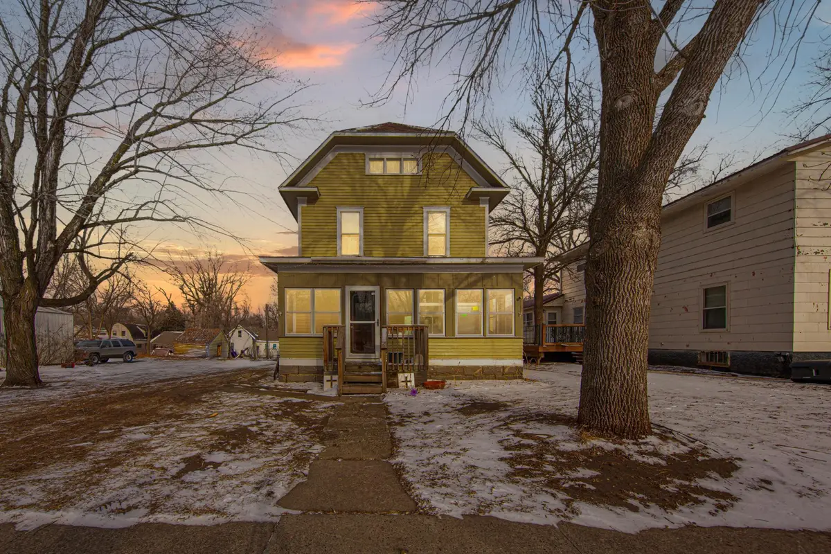 215 Front Street E, Redwood Falls, MN 56283 - #1