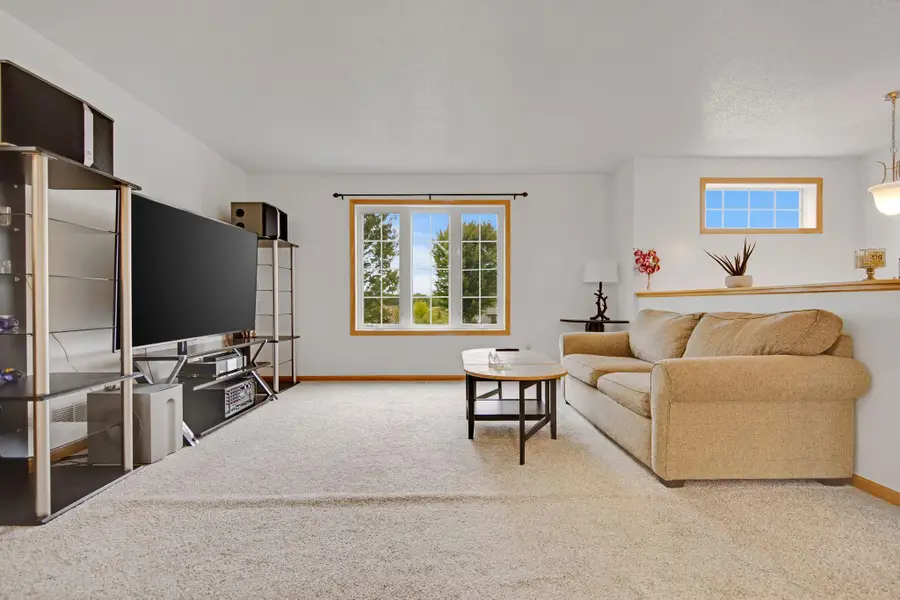 319 Fawn Meadows Way Ne, Pine City, MN 55063 - Image #2