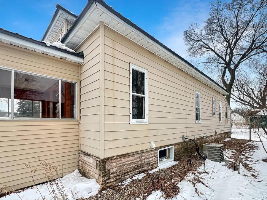 127 2nd Street Nw, Winnebago, MN 56098 - Image #3