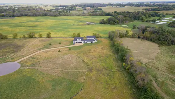 8800 Grace Lane N, Loretto, MN 55357