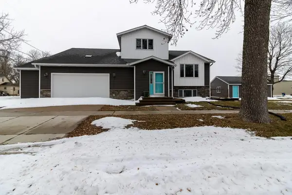 402 Cedar Street, Nicollet, MN 56074