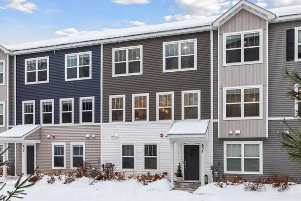 657 Village Drive #03, New Brighton, MN 55112